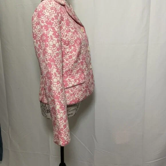 Ann Taylor Loft Women's Beautiful Floral Pink and Ivory Blazer Jacket Size: 10P - Picture 5 of 9